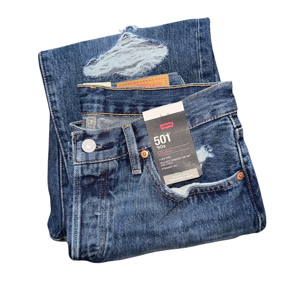 Levi's® Premium 501® ‘90S Women’s Jeans in Fever Pitch - Medium Wash - Picture 13 of 15